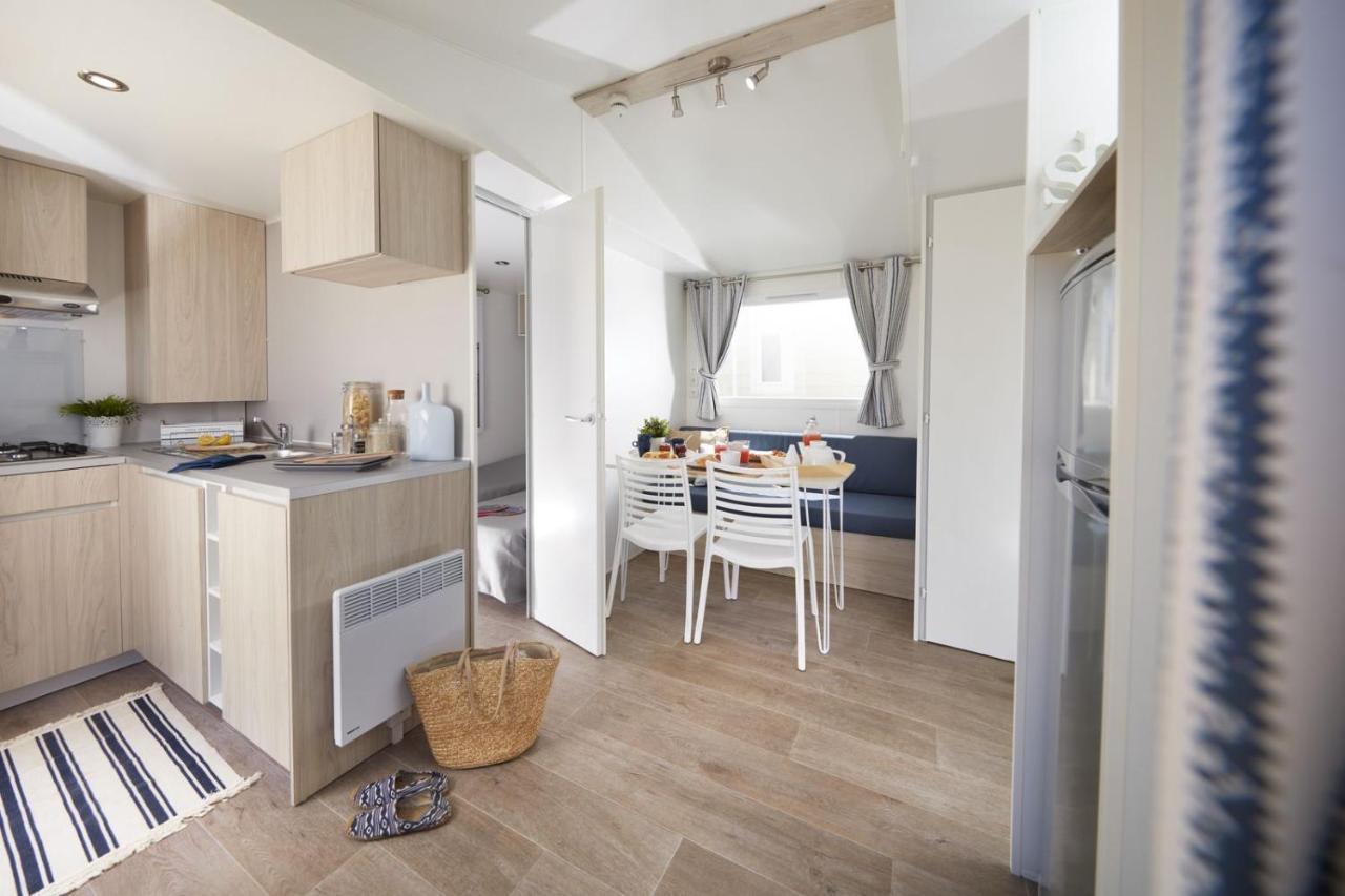 Camping Vila Village Sant Feliu de Buixalleu ภายนอก รูปภาพ