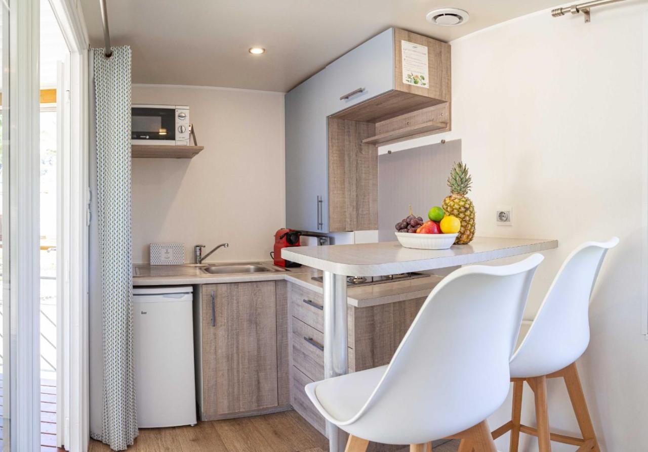 Camping Vila Village Sant Feliu de Buixalleu ภายนอก รูปภาพ