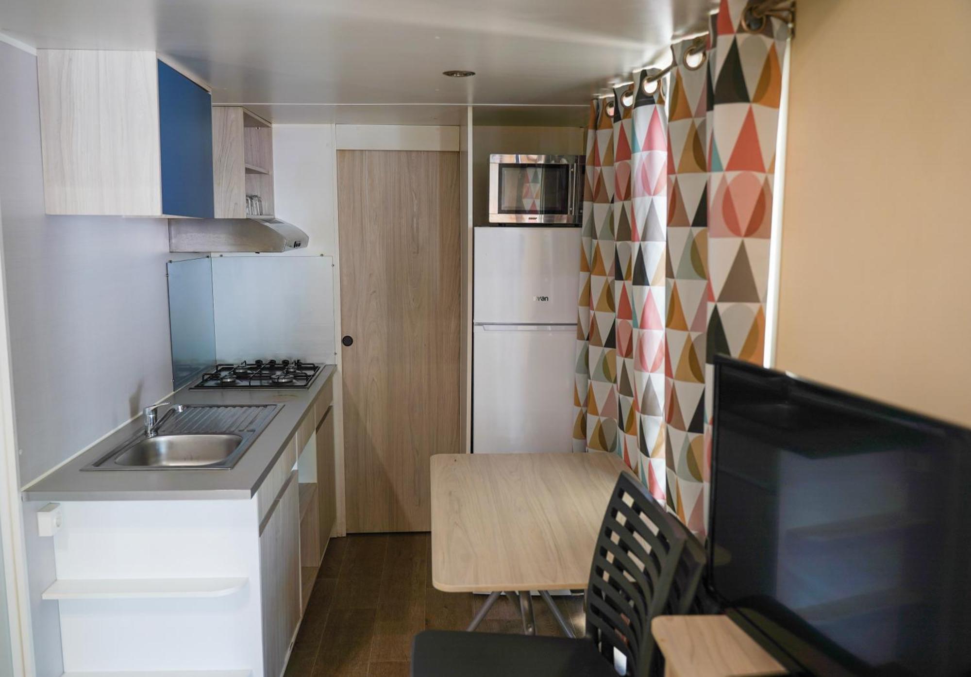 Camping Vila Village Sant Feliu de Buixalleu ภายนอก รูปภาพ