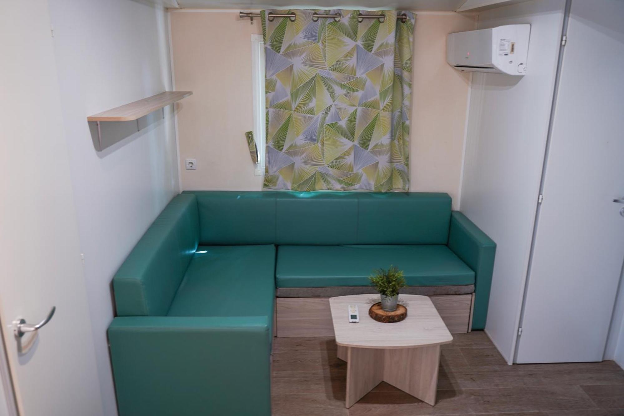 Camping Vila Village Sant Feliu de Buixalleu ภายนอก รูปภาพ
