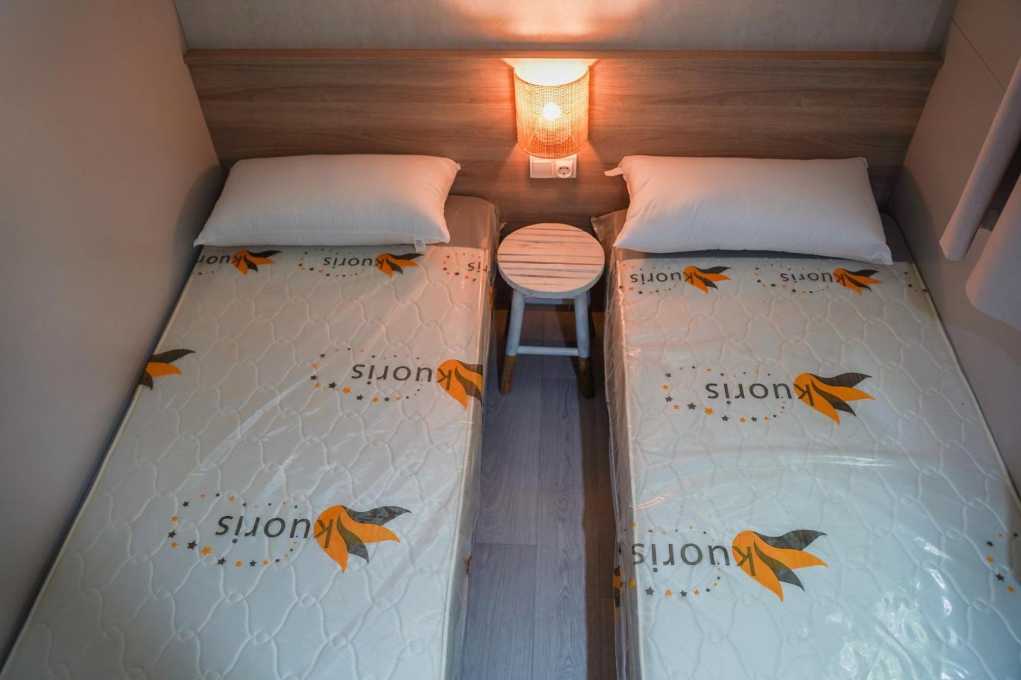 Camping Vila Village Sant Feliu de Buixalleu ภายนอก รูปภาพ